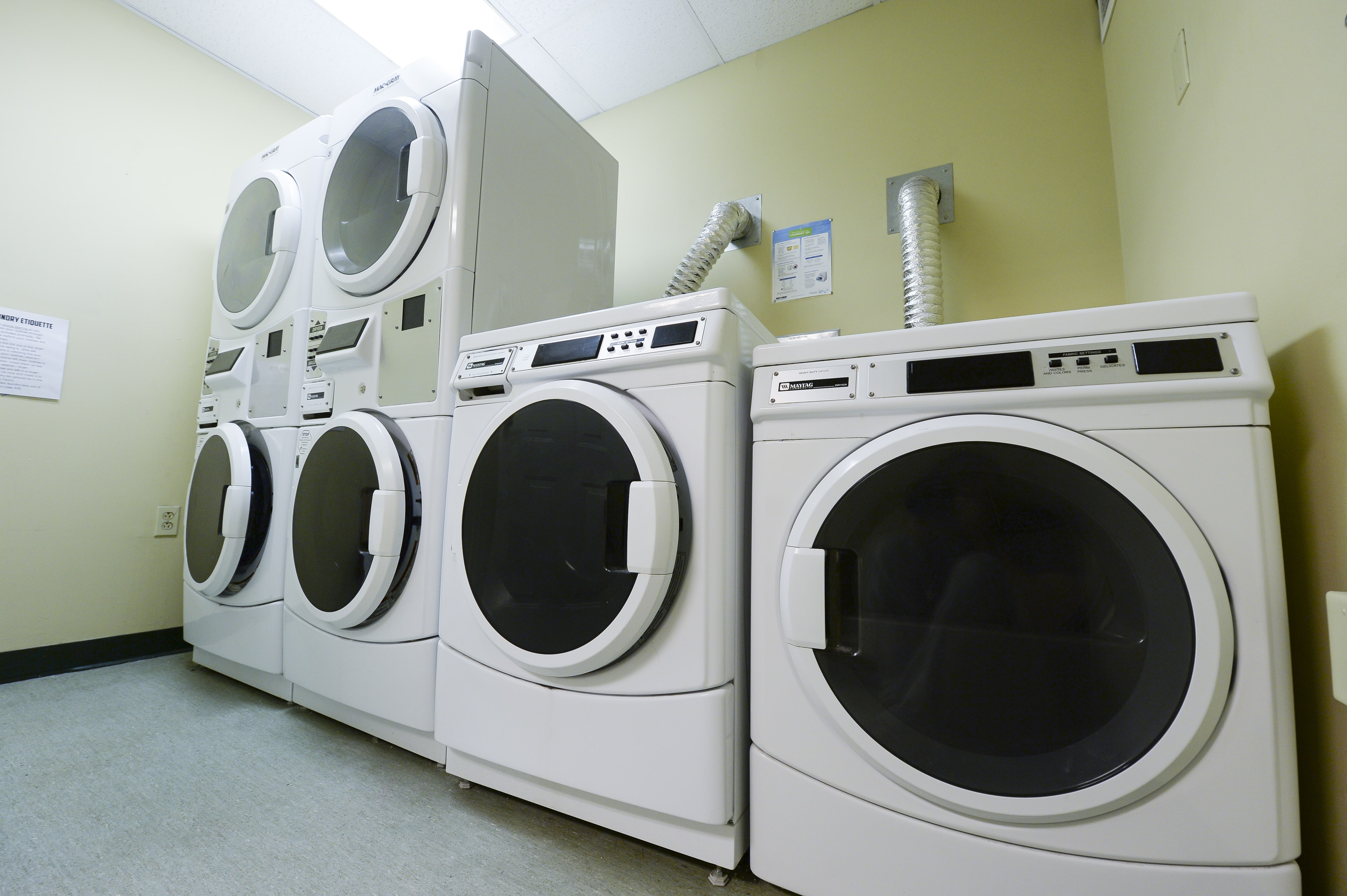 Residence on Fifth Apartments Laundry Room